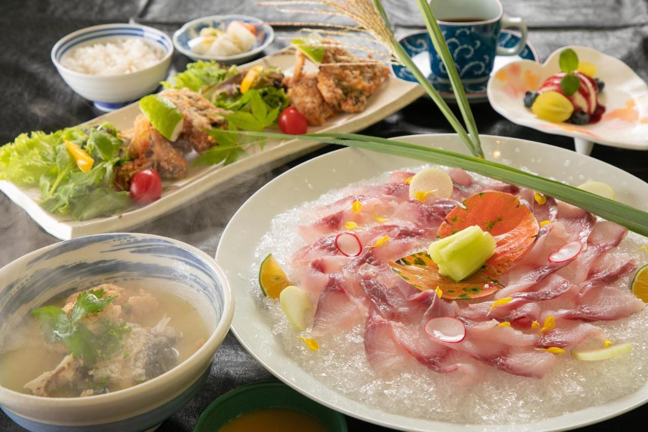 Nagahigawa Hotel Miyazaki Buitenkant foto
